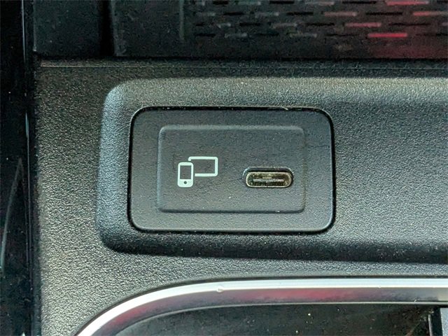 Used 2020 Mercedes-Benz GLB 250 image 54