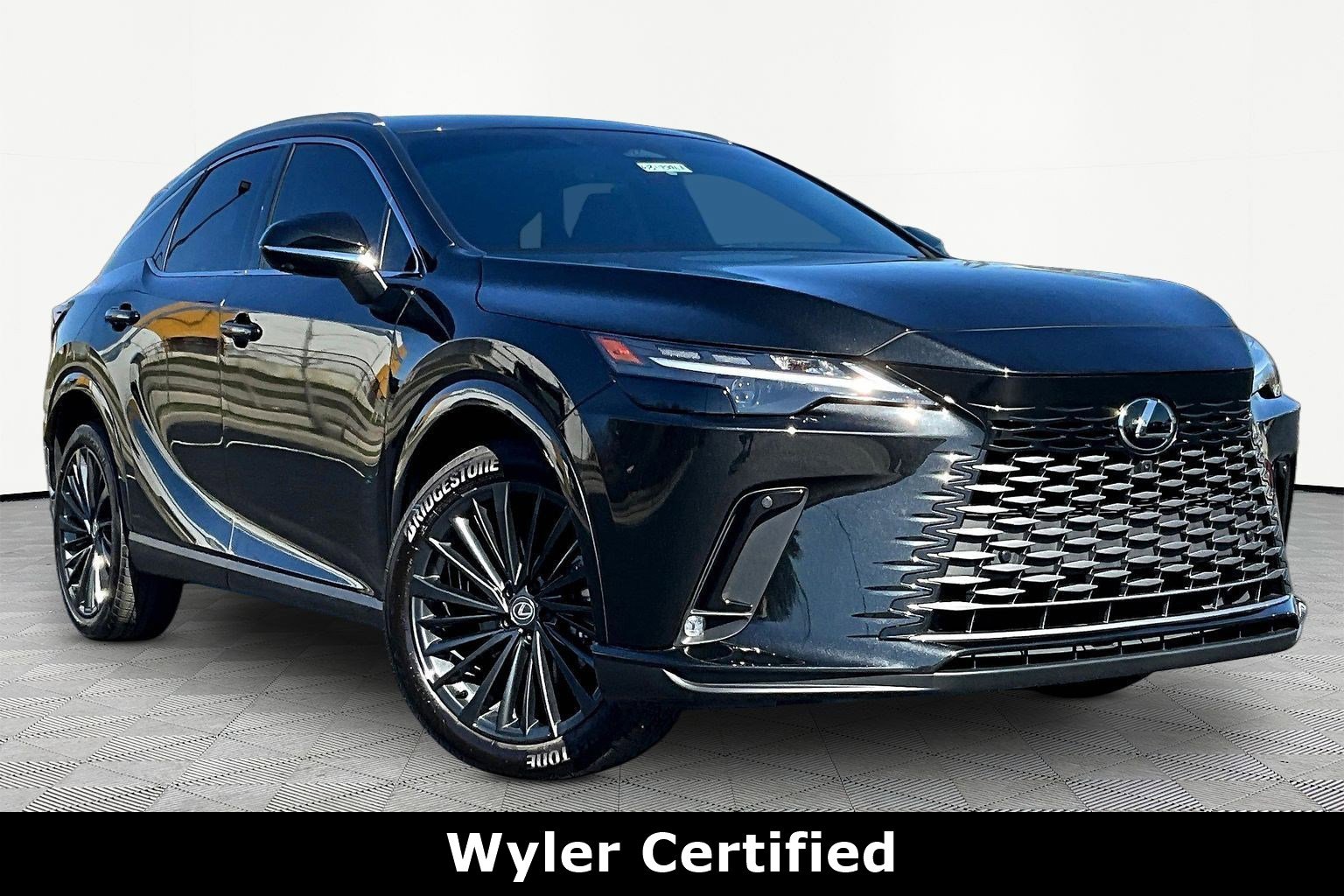 Used 2025 Lexus RX 350 Premium image 3