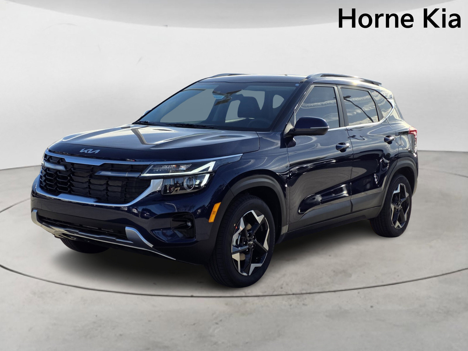 New 2026 Kia Seltos EX image 7