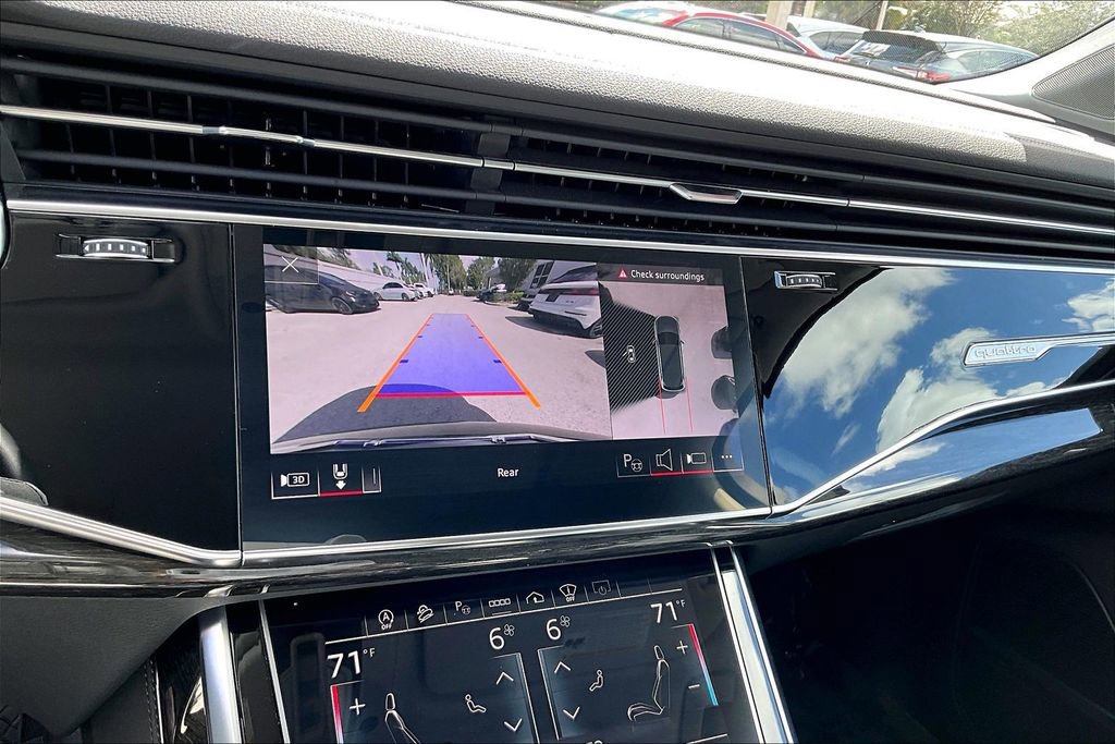 Used 2023 Audi Q7 3.0T Prestige w/ Prestige Package image 27