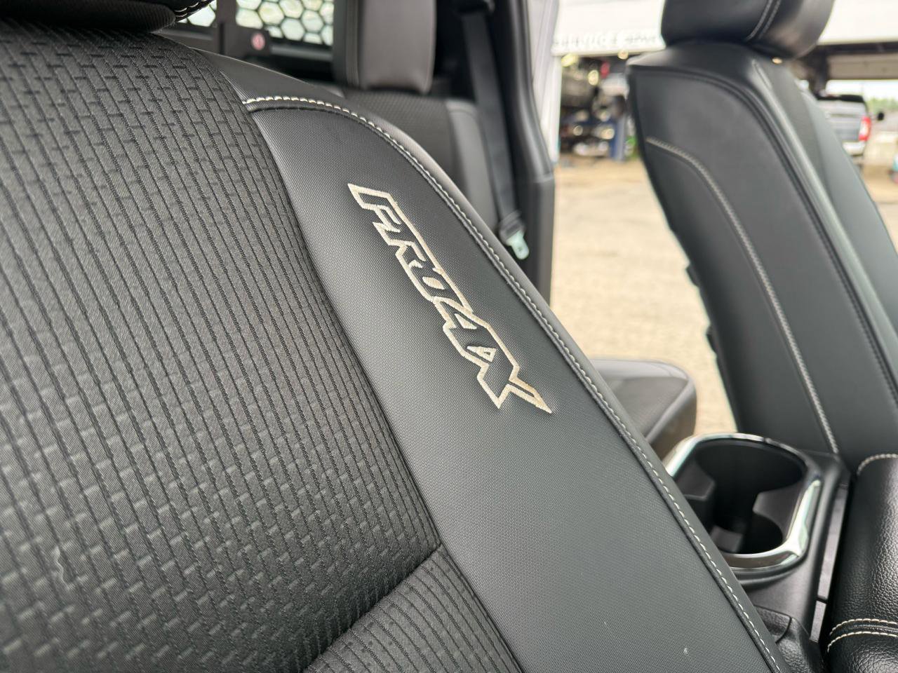 Used 2017 Nissan Titan PRO-4X image 23