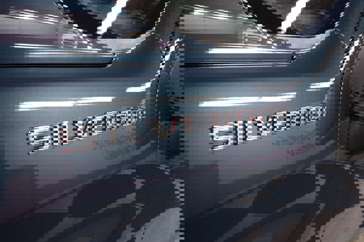 Used 2024 Chevrolet Silverado 1500 W/T image 30