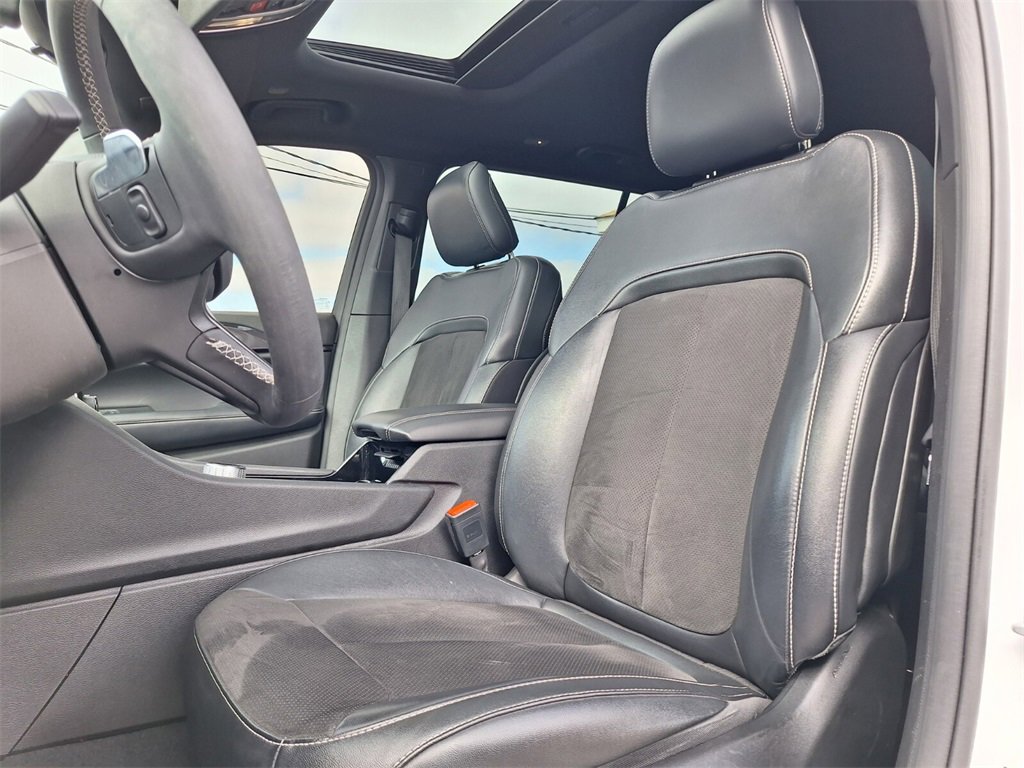 Used 2023 Jeep Grand Cherokee L Laredo image 23