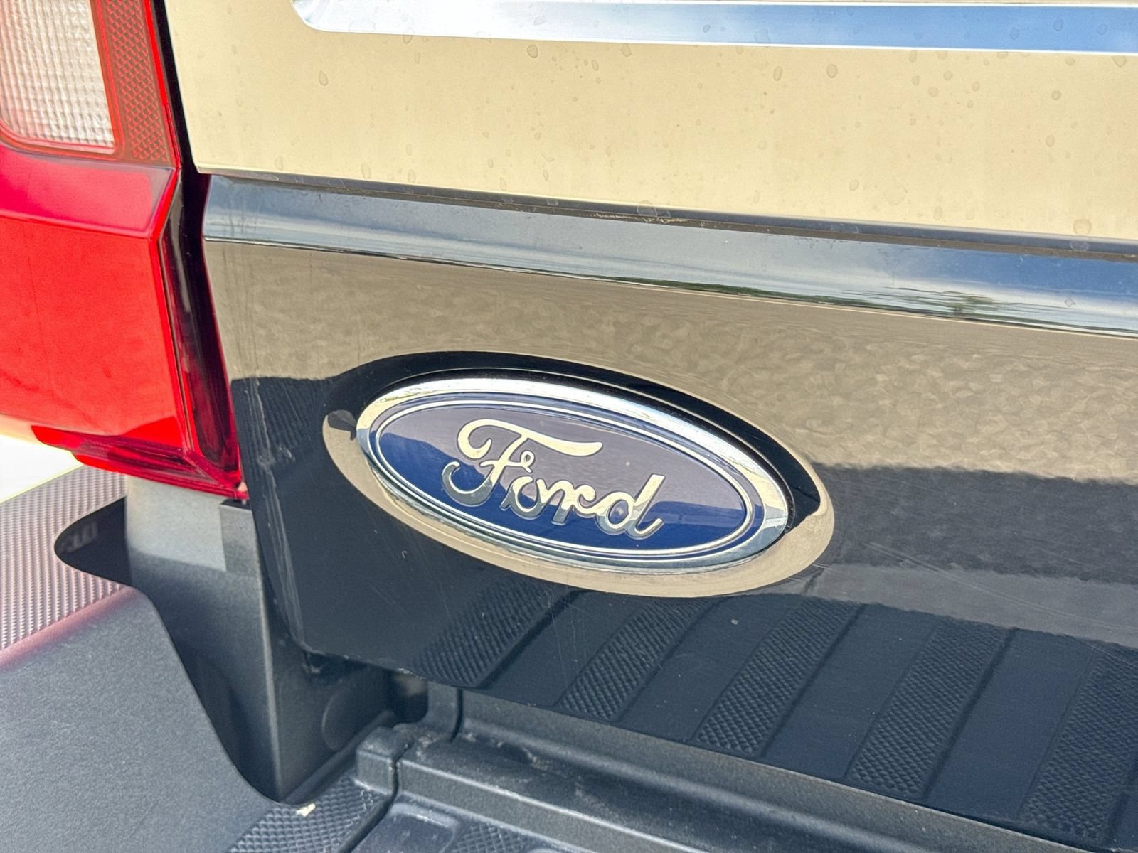 Used 2023 Ford F250 Platinum AWD/4WD image 14