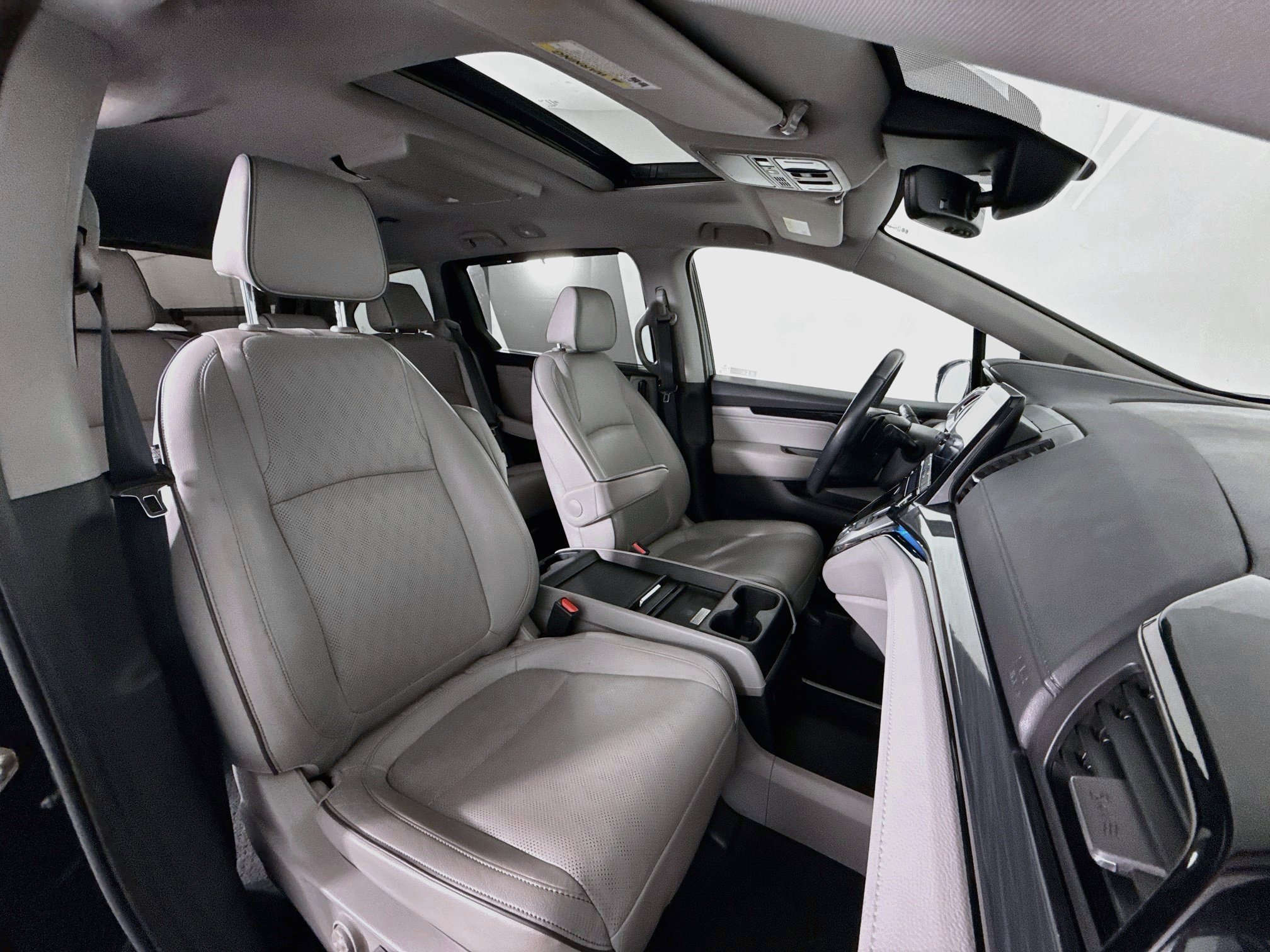 Used 2021 Honda Odyssey Elite image 28