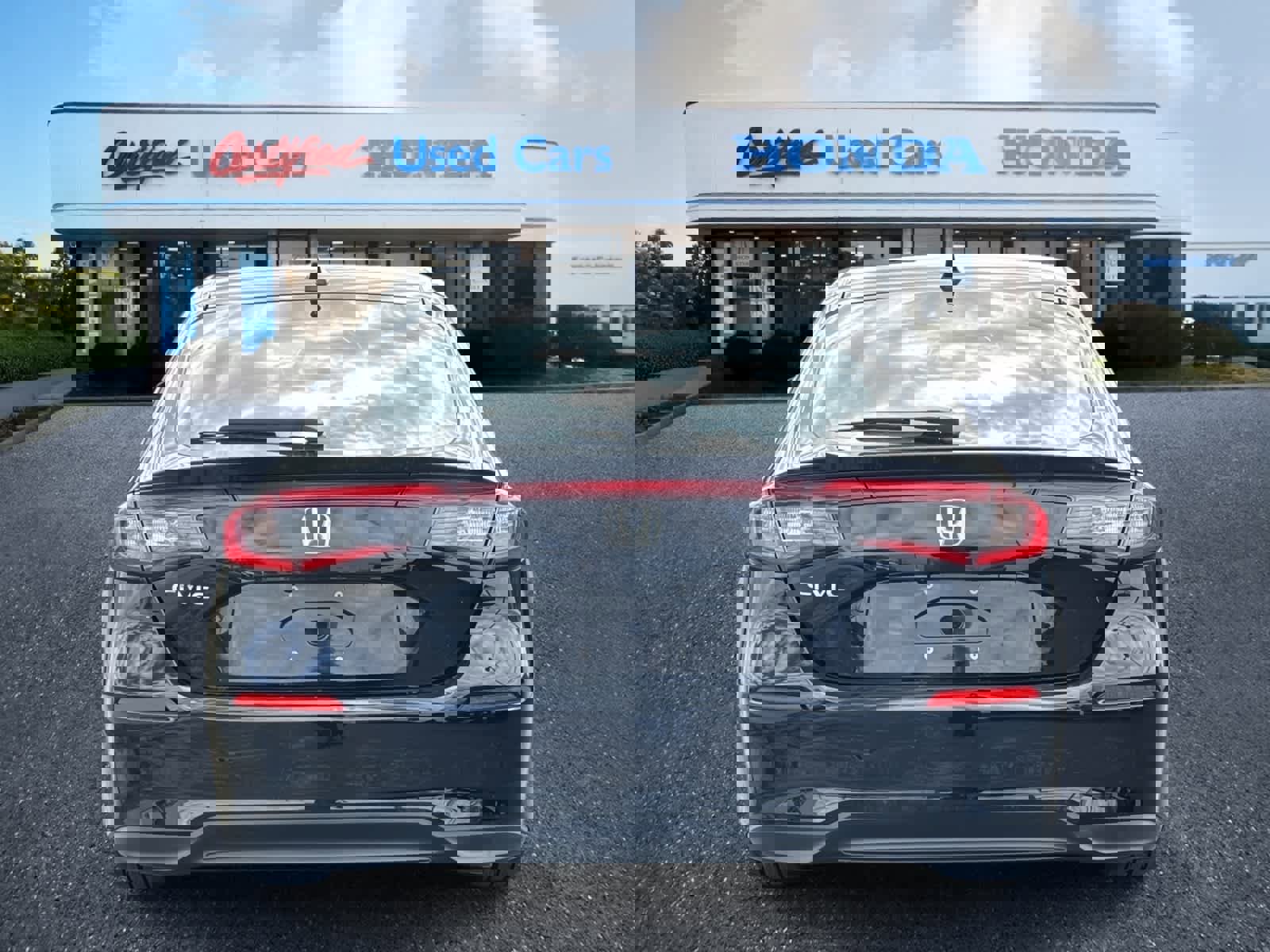 Used 2023 Honda Civic LX image 4