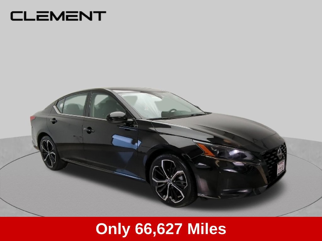 Used 2024 Nissan Altima 2.5 SR FWD image 8