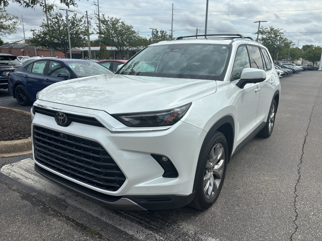 Certified 2024 Toyota Grand Highlander AWD Hybrid image 3