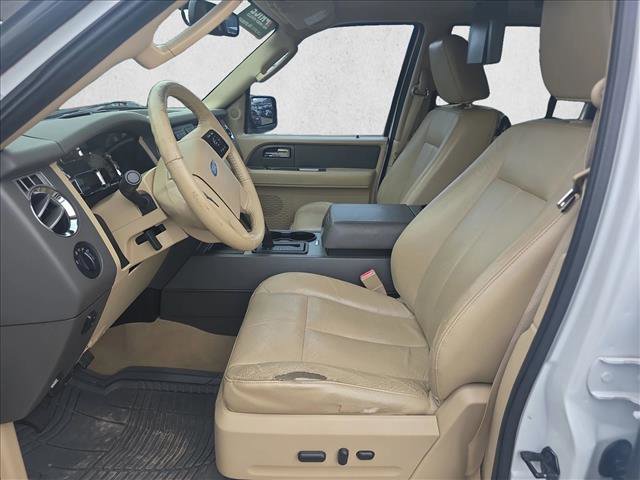Used 2010 Ford Expedition EL XLT RWD image 9