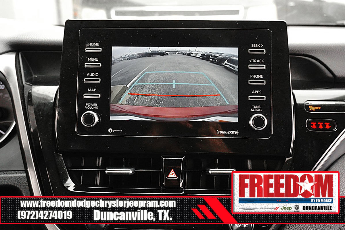 Used 2022 Toyota Camry LE image 20