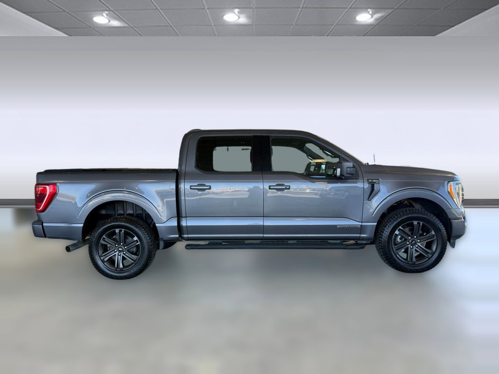 Certified 2021 Ford F150 XLT w/ Equipment Group 302A High image 8