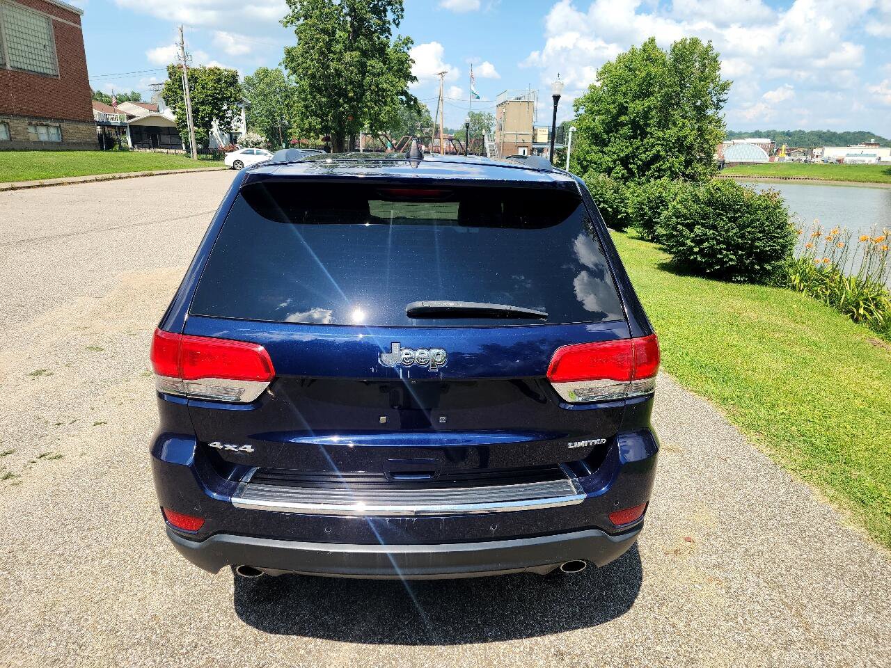 Used 2014 Jeep Grand Cherokee Limited image 4