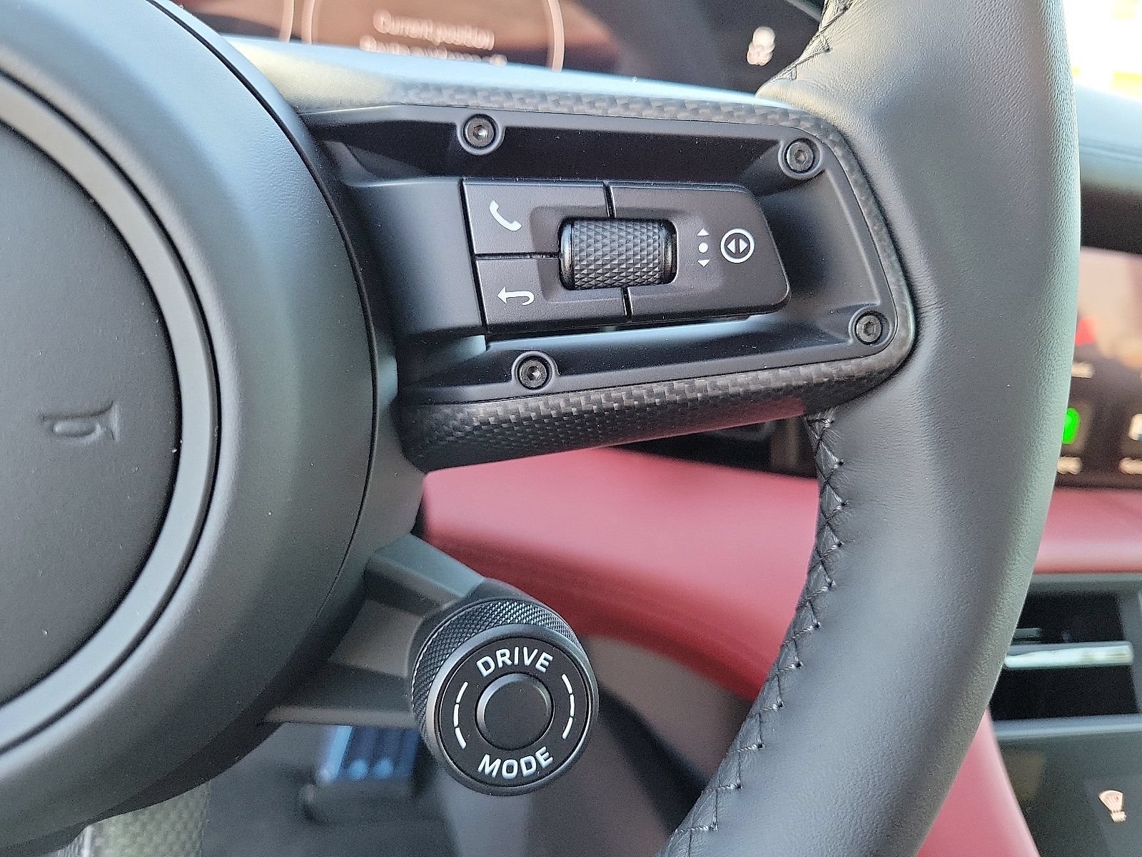 New 2025 Porsche Taycan GTS AWD/4WD image 15