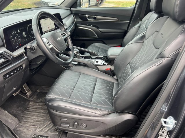 Used 2024 Kia Telluride SX Prestige X-Line image 3