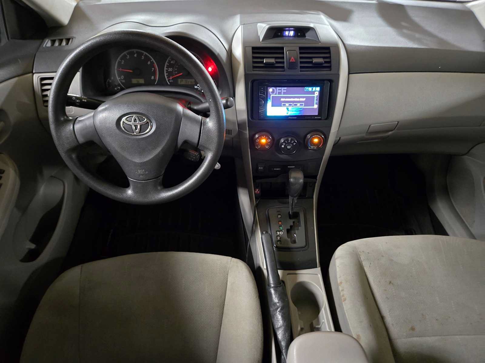 Used 2013 Toyota Corolla L FWD image 16
