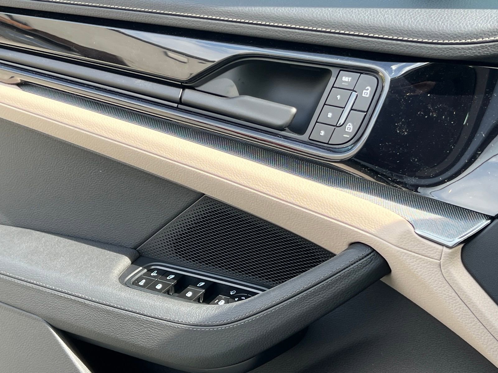 New 2026 Porsche Panamera 4 image 30