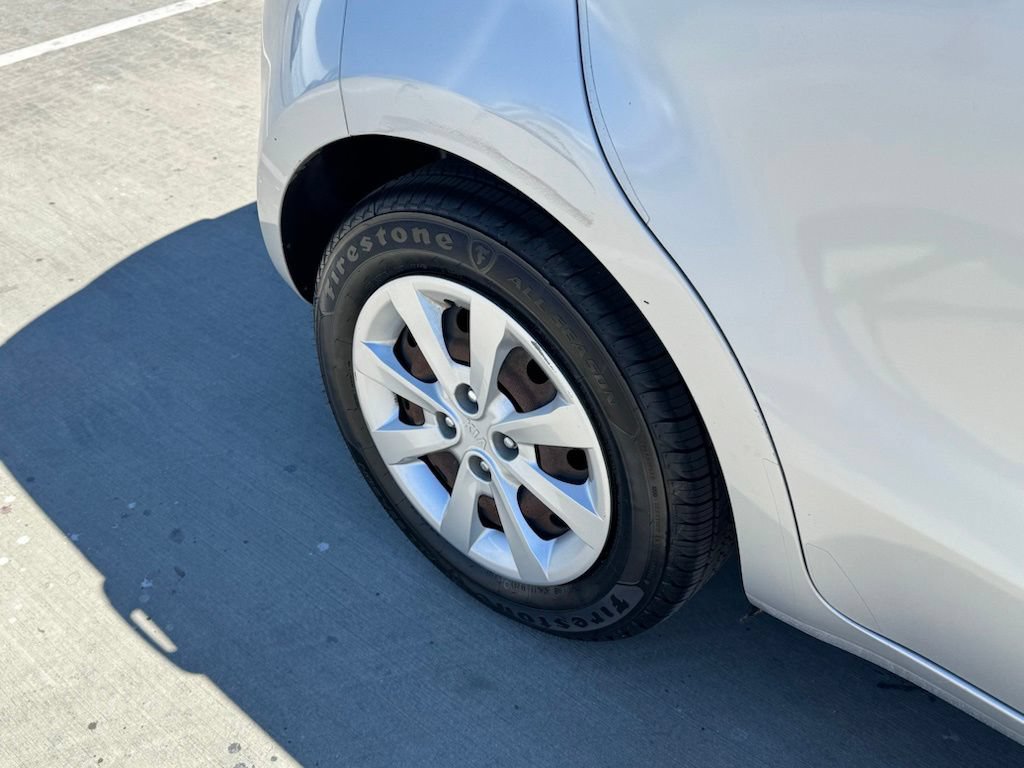 Used 2014 Kia Rio LX FWD image 24