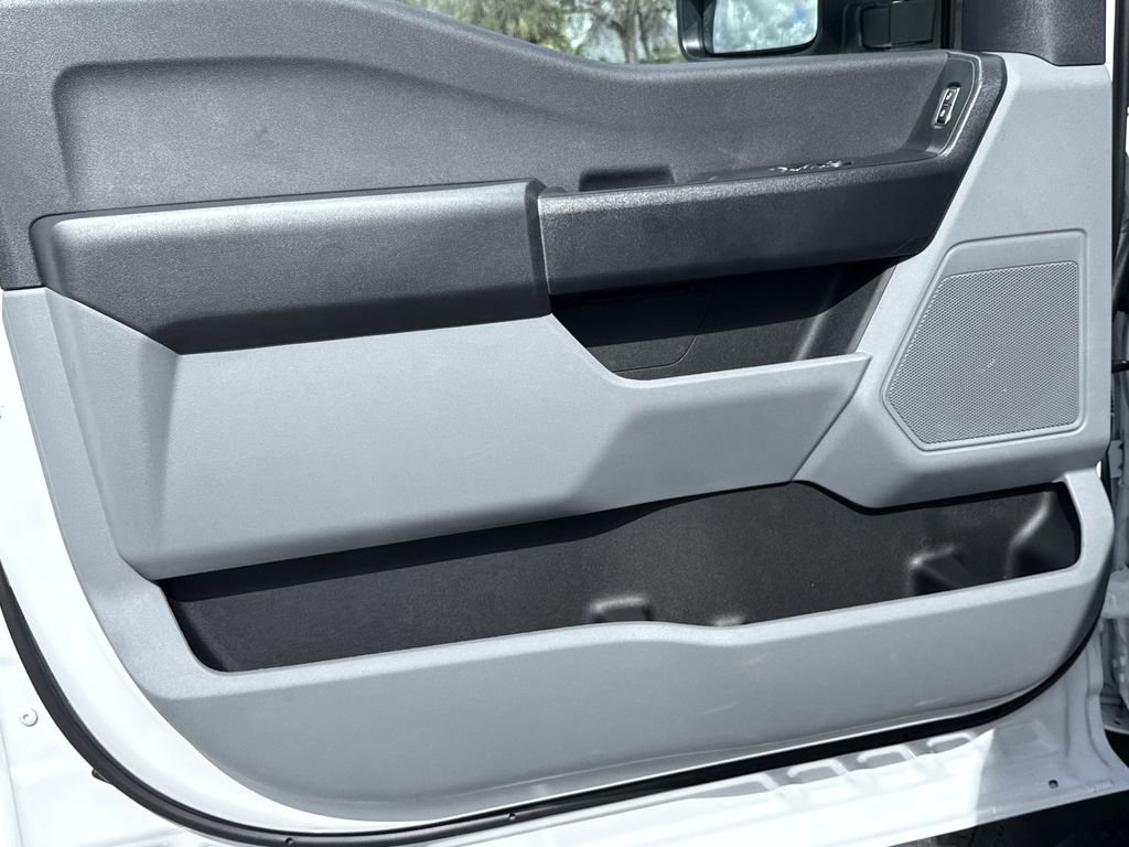 New 2026 Ford F450 XL w/ XL Chrome Package image 17