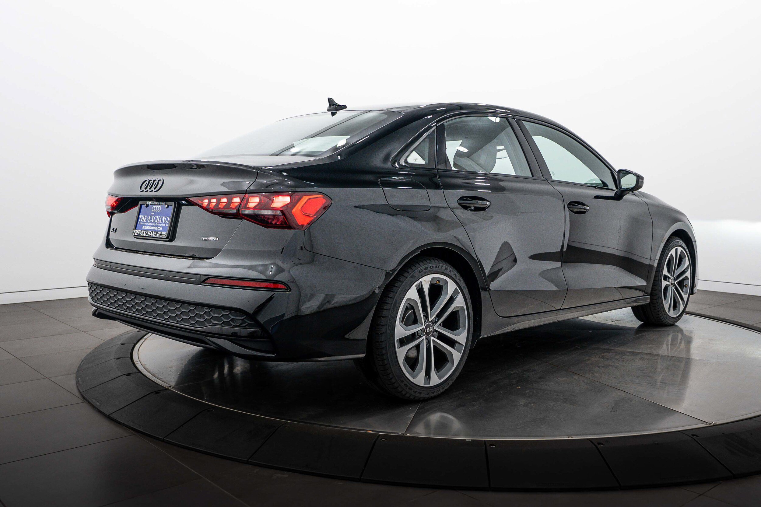 Used 2026 Audi A3 2.0T Premium Plus w/ Premium Plus Package AWD/4WD image 4