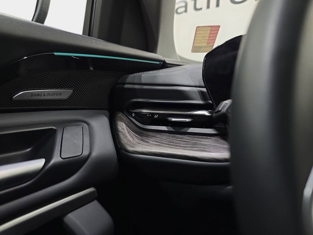 Used 2025 Audi Q5 Premium Plus w/ Premium Plus image 28