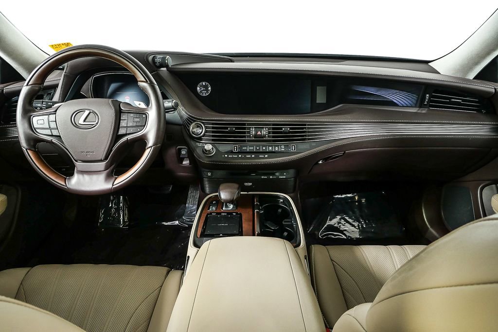 Used 2020 Lexus LS 500 AWD w/ Interior Upgrade Package image 21