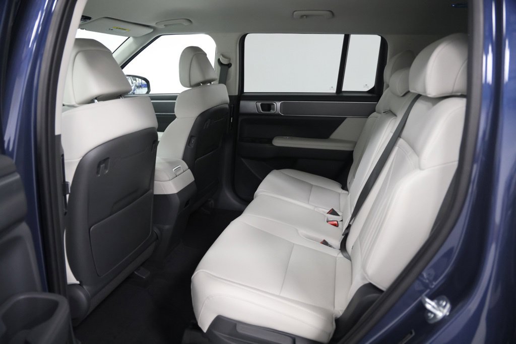 New 2027 Hyundai Santa Fe SEL AWD/4WD image 18