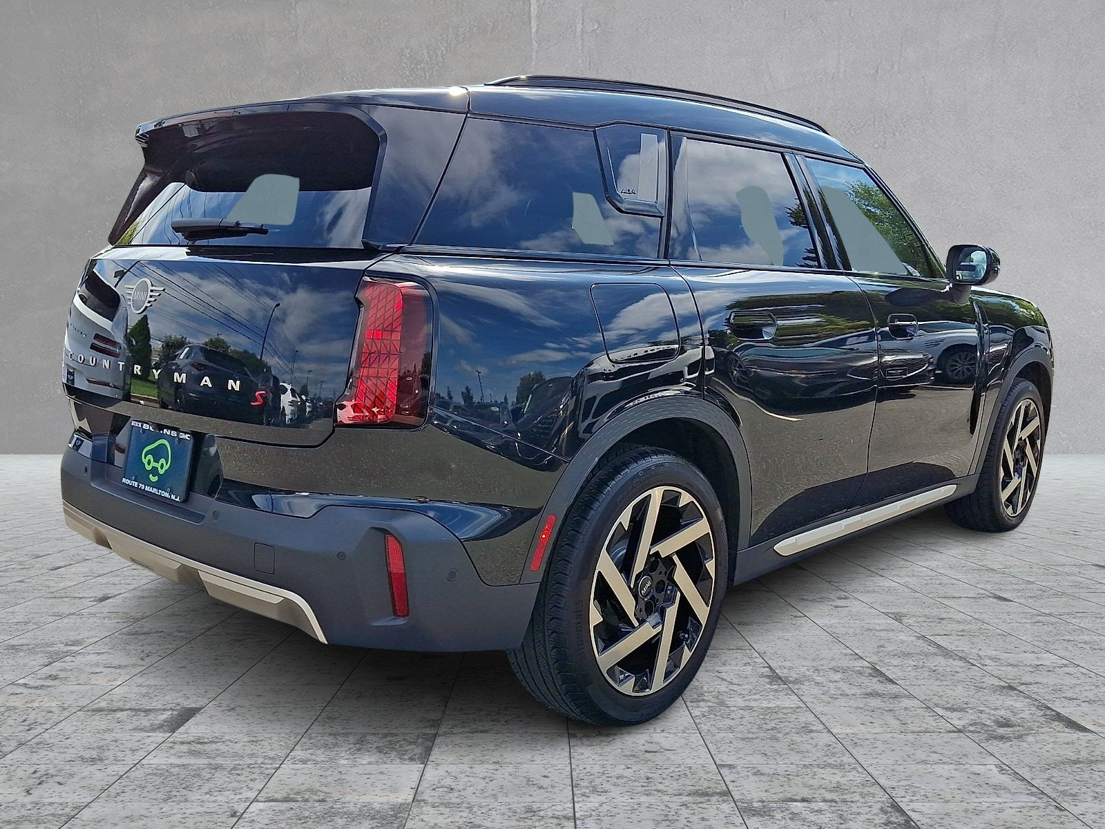 Used 2025 MINI Cooper Countryman S w/ Comfort Package Max AWD/4WD image 4