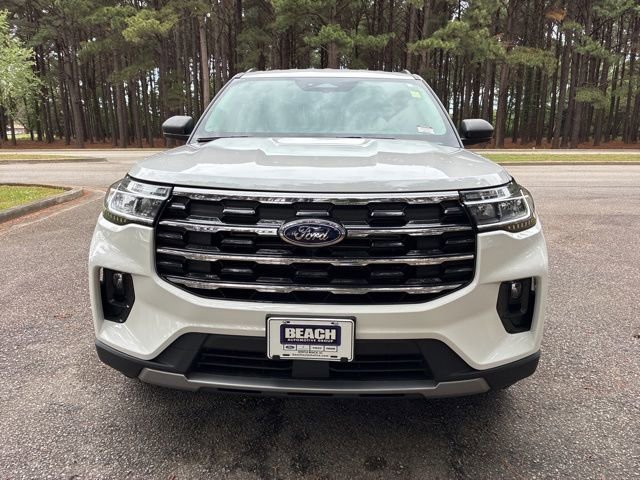 Used 2026 Ford Explorer Active w/ Active Comfort Package RWD image 8