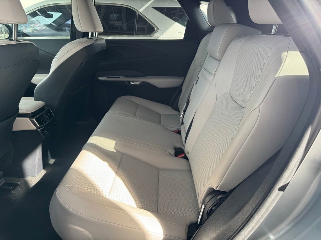 Used 2023 Lexus RX 350 Premium w/ Accessory Package image 47