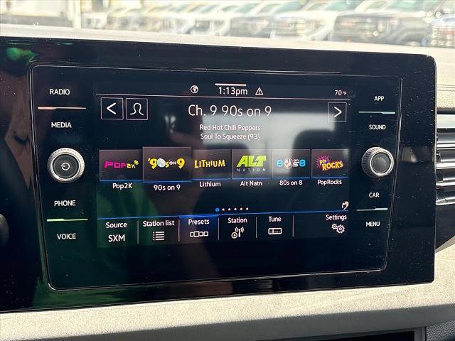 Used 2025 Volkswagen Jetta SE FWD image 13