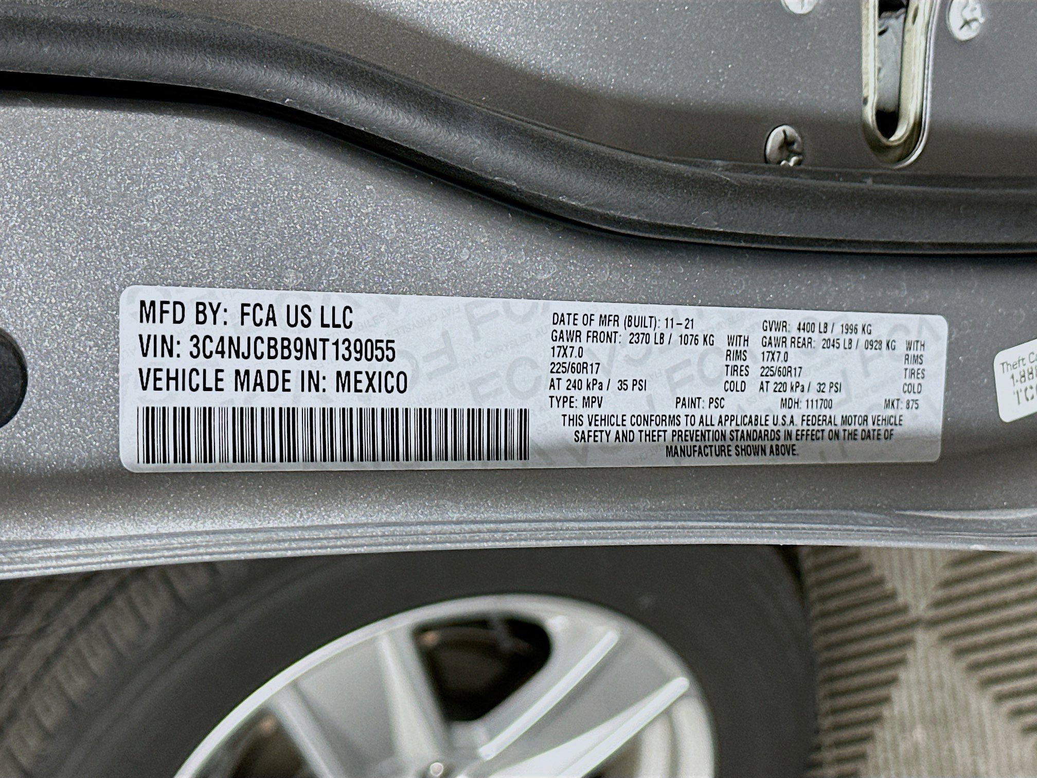 Used 2022 Jeep Compass Latitude FWD image 12
