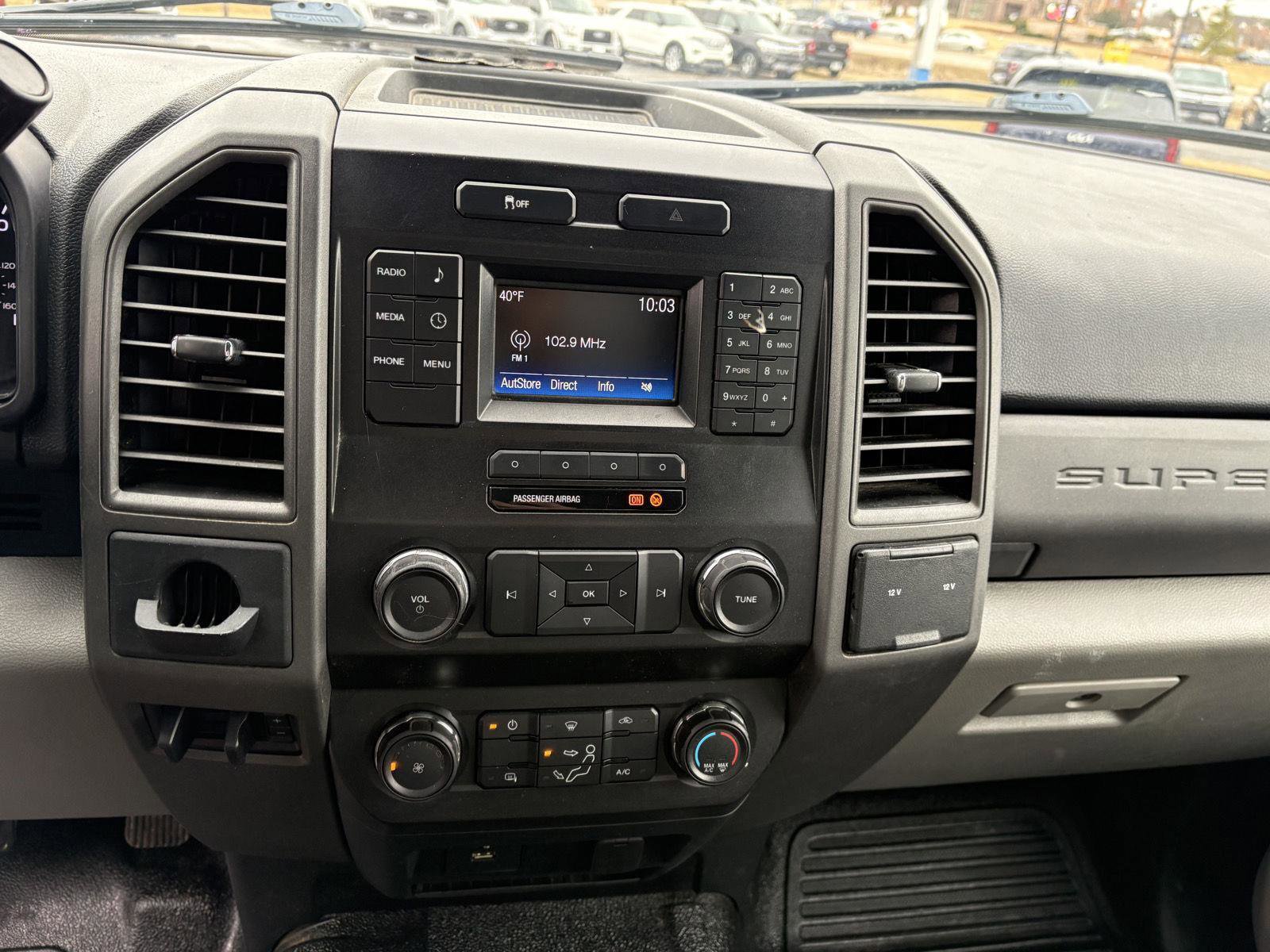 Used 2019 Ford F550 2WD Regular Cab Super Duty image 8