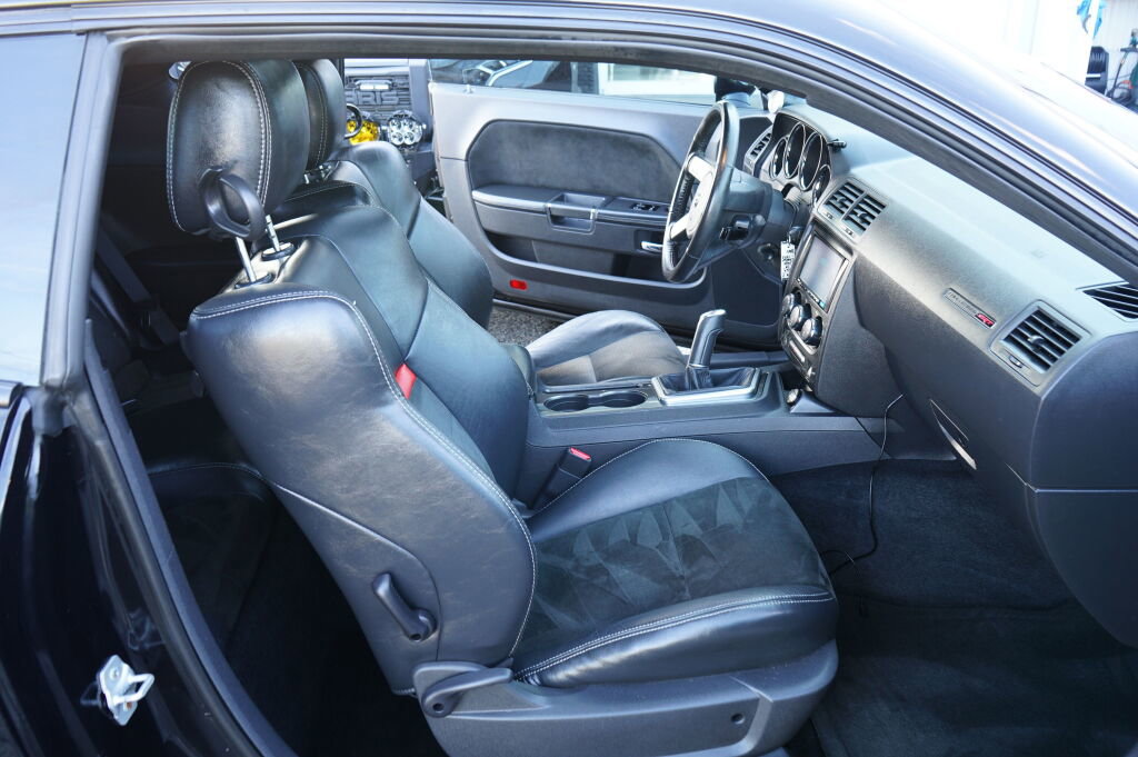 Used 2009 Dodge Challenger SRT8 w/ SRT Option Group II image 14