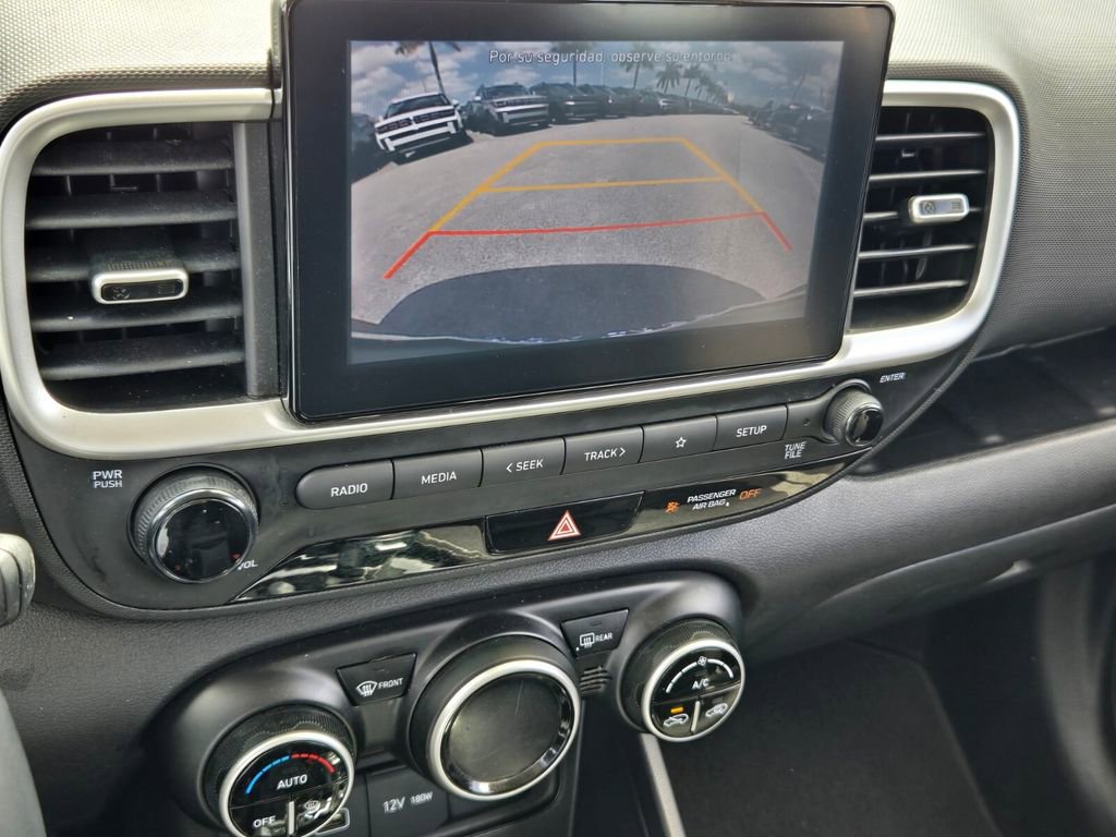 Used 2022 Hyundai Venue SEL w/ Cargo Package FWD image 23