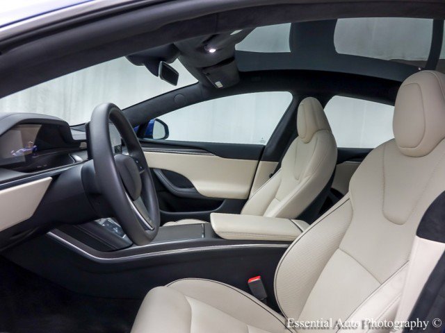 Used 2023 Tesla Model S Plaid image 12
