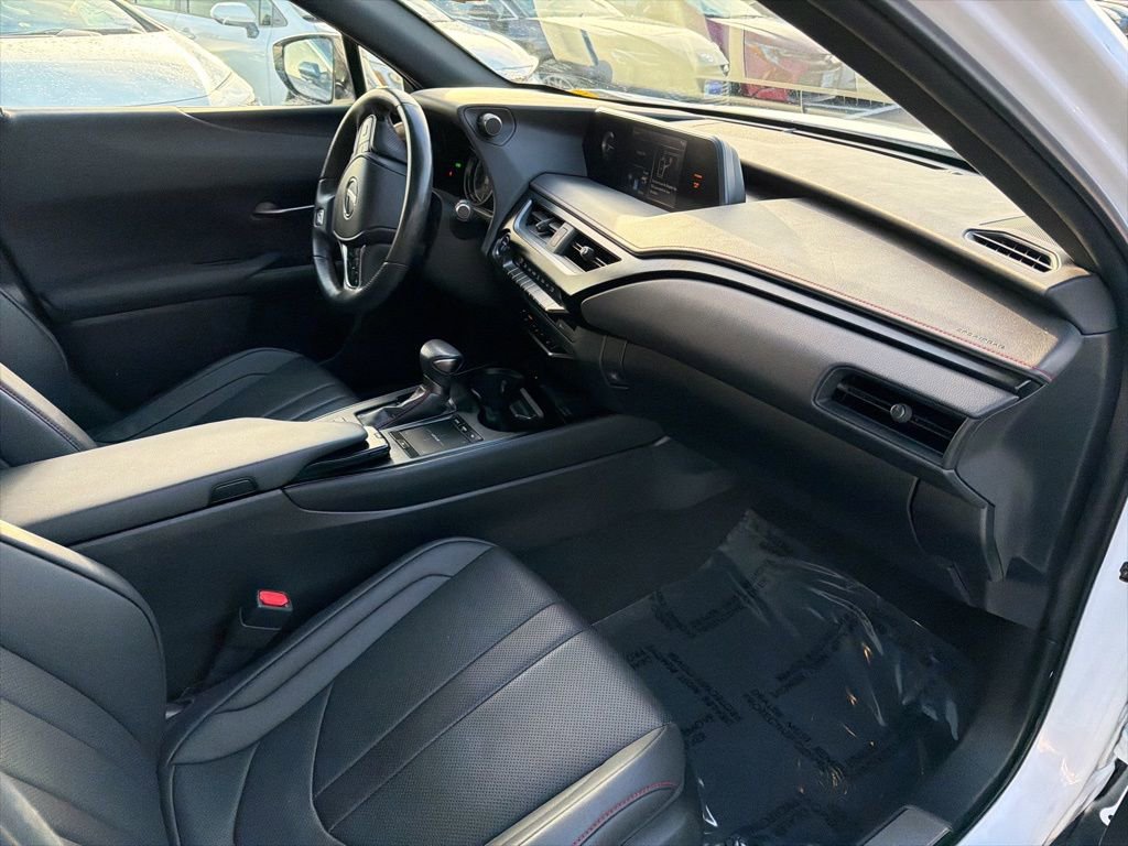 Used 2021 Lexus UX 250h F Sport w/ F Sport Premium Package image 9