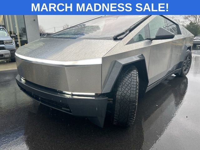 Used 2025 Tesla Cybertruck AWD Crew Cab image 2