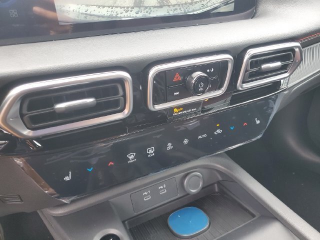 New 2027 Nissan Sentra SR w/ SR All Weather Package FWD image 14