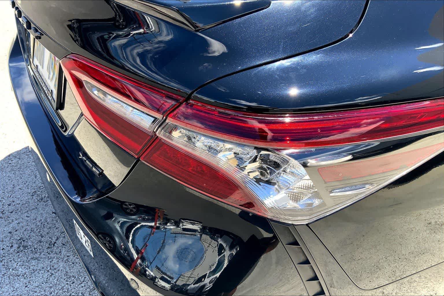 Used 2022 Toyota Camry XSE FWD image 32