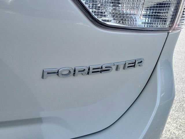 Used 2022 Subaru Forester Premium image 8