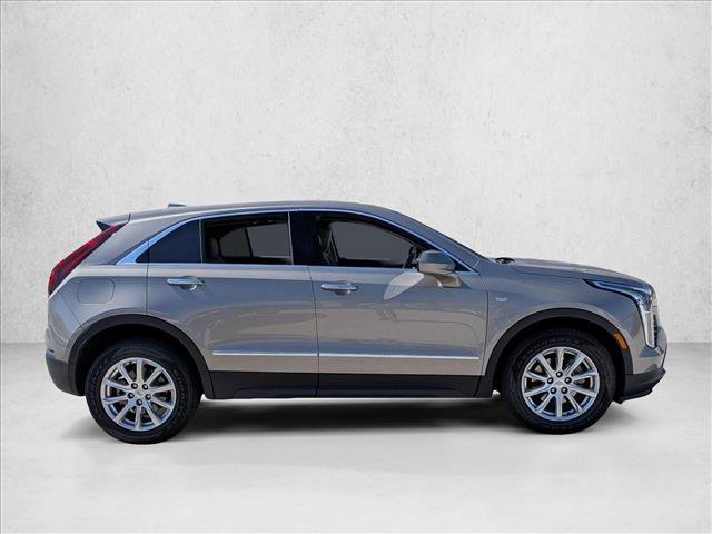 Used 2023 Cadillac XT4 Luxury image 4
