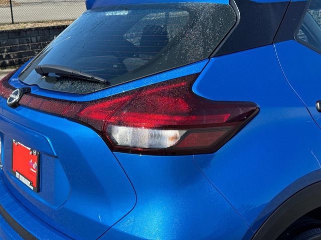 Certified 2025 Nissan Kicks Play S image 13