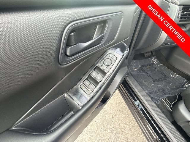 Certified 2025 Nissan Rogue S AWD/4WD image 13