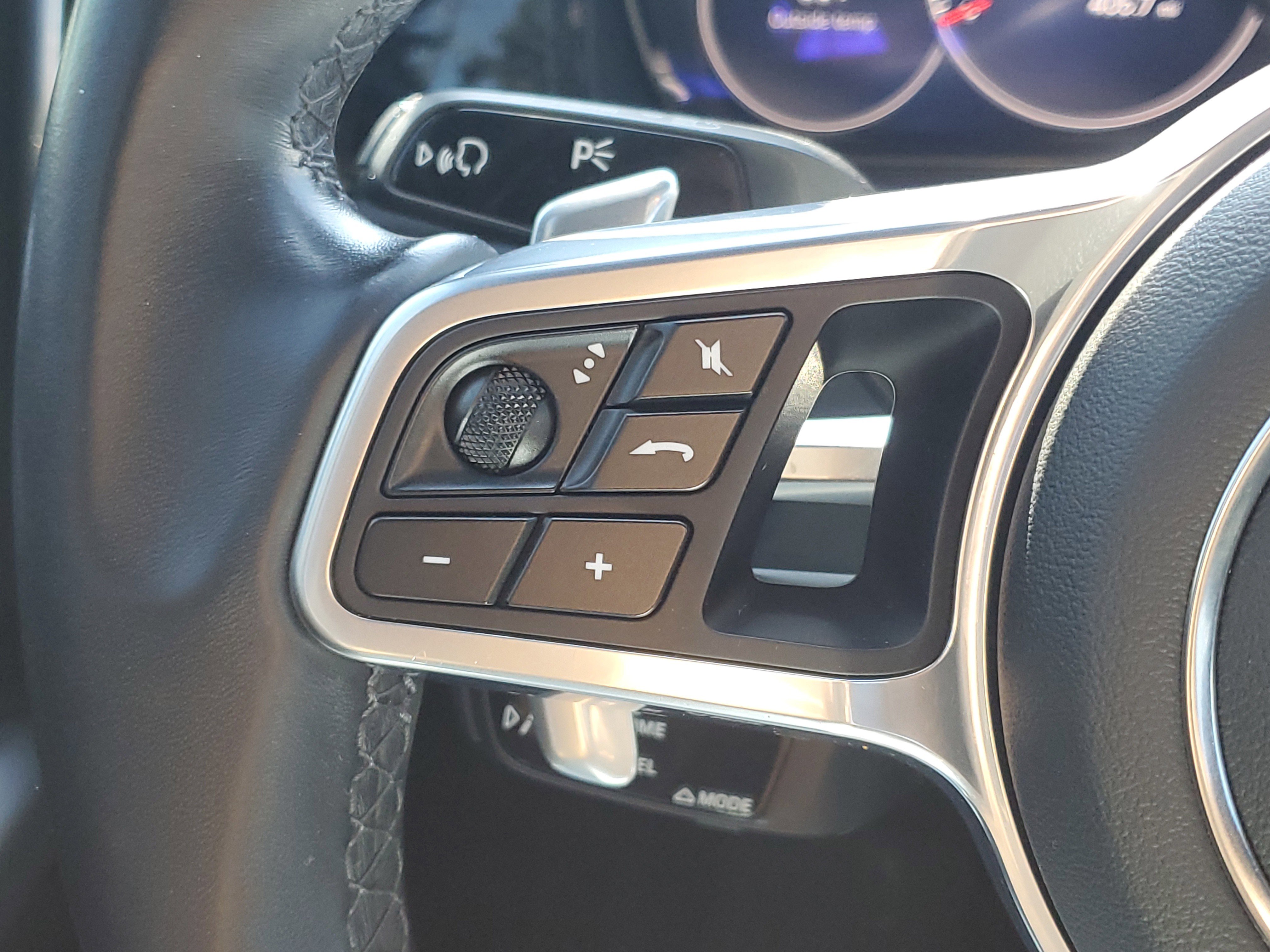 Used 2022 Porsche Cayenne AWD/4WD image 11