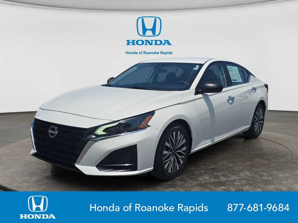 Used 2025 Nissan Altima 2.5 SV