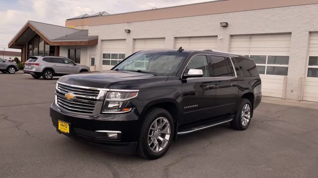 Used 2017 Chevrolet Suburban Premier AWD/4WD image 5