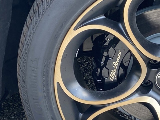 New 2025 Alfa Romeo Stelvio Sprint image 13