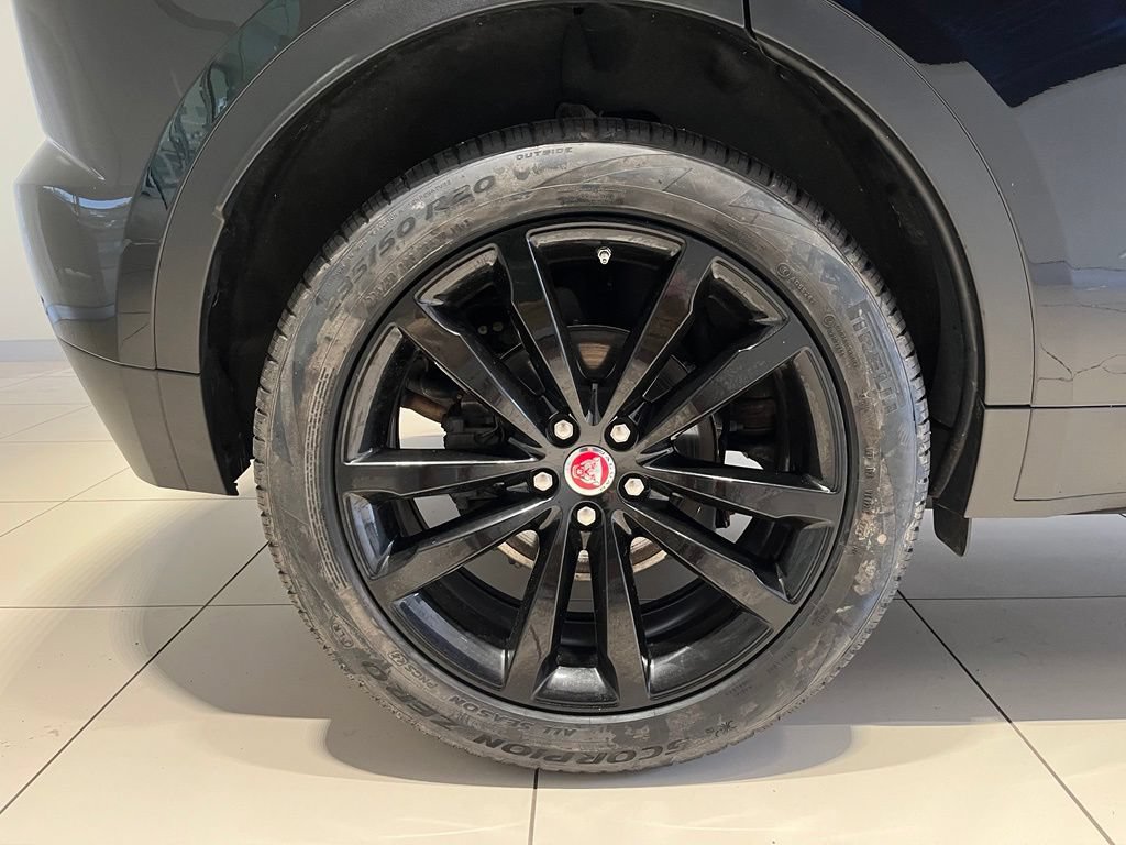 Used 2020 Jaguar E-PACE AWD/4WD image 18