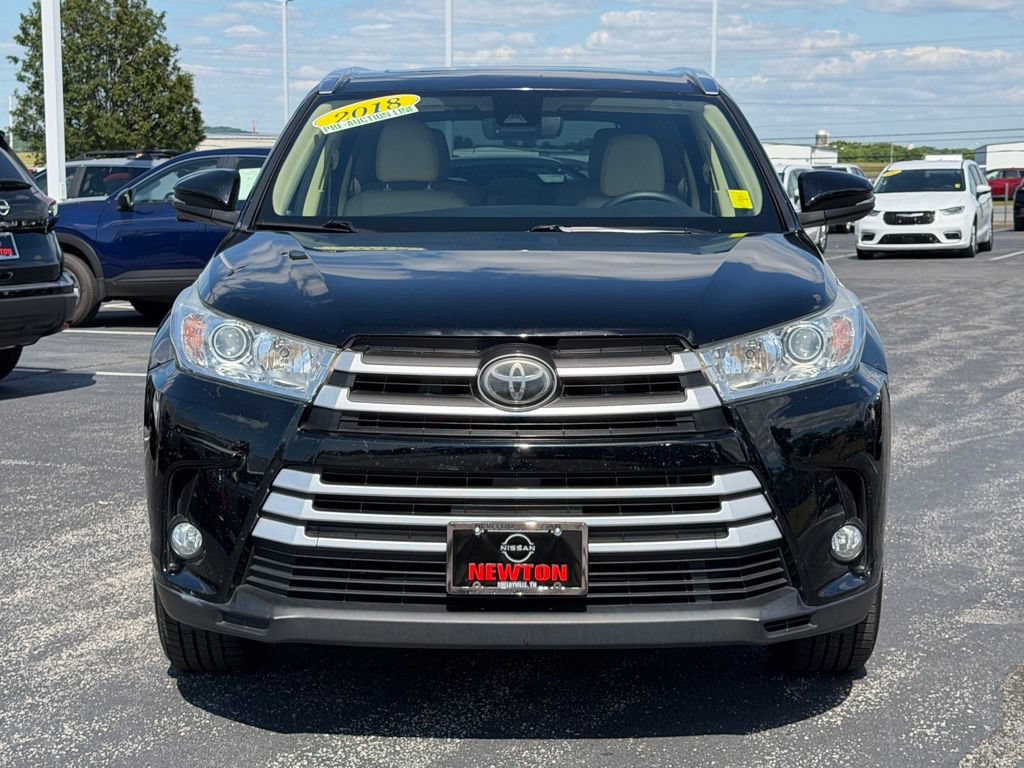 Used 2018 Toyota Highlander XLE AWD/4WD image 10