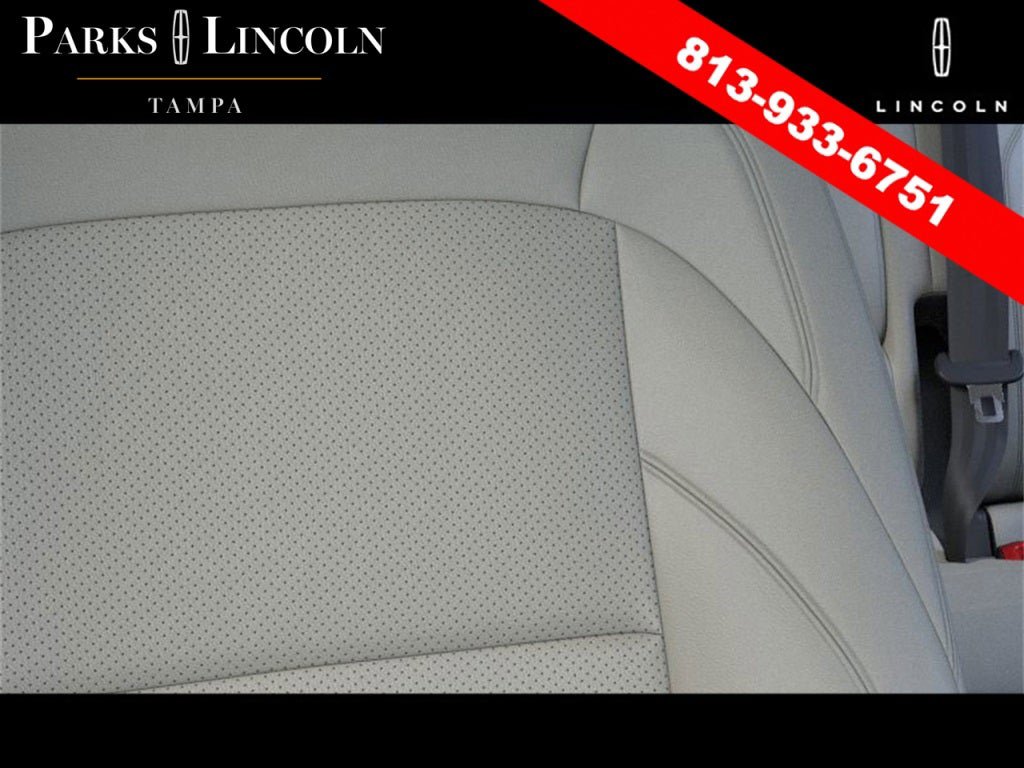 New 2026 Lincoln Nautilus Premier AWD/4WD image 38